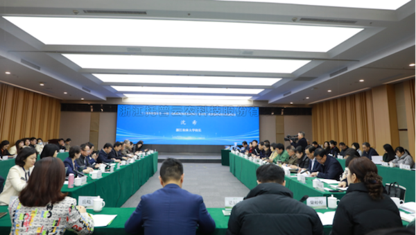 农业农村部信息中心三农舆情应对研讨交流活动领导专家媒体一行莅临金年会体育官方网站考察
